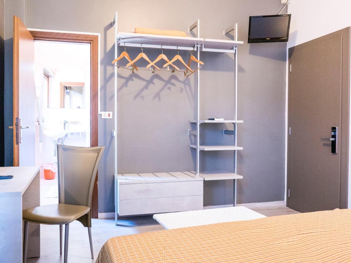 Hotel Doria Nago-Torbole Ngoại thất bức ảnh
